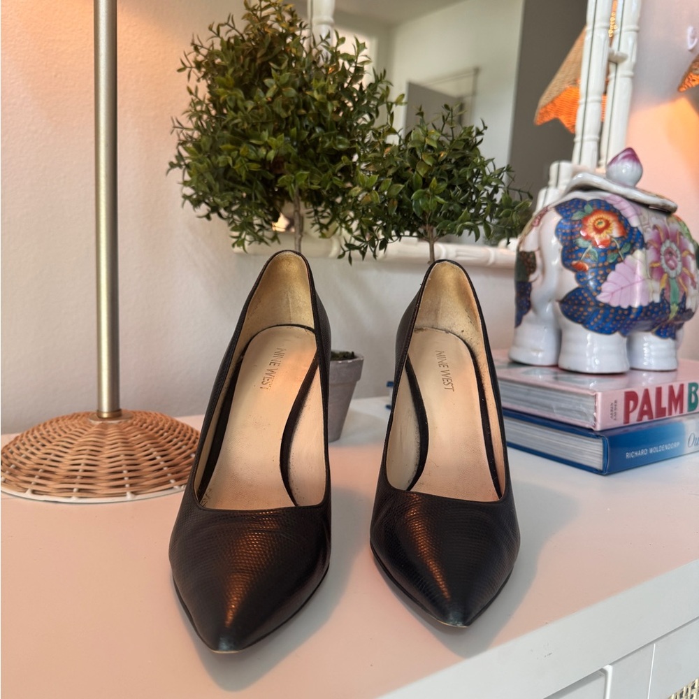 Nine West Black Textured Heels